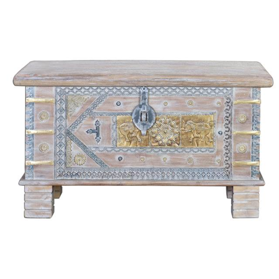 Arca Esencia Colonial – Baúl de Mango y Bronce (80 cm)
