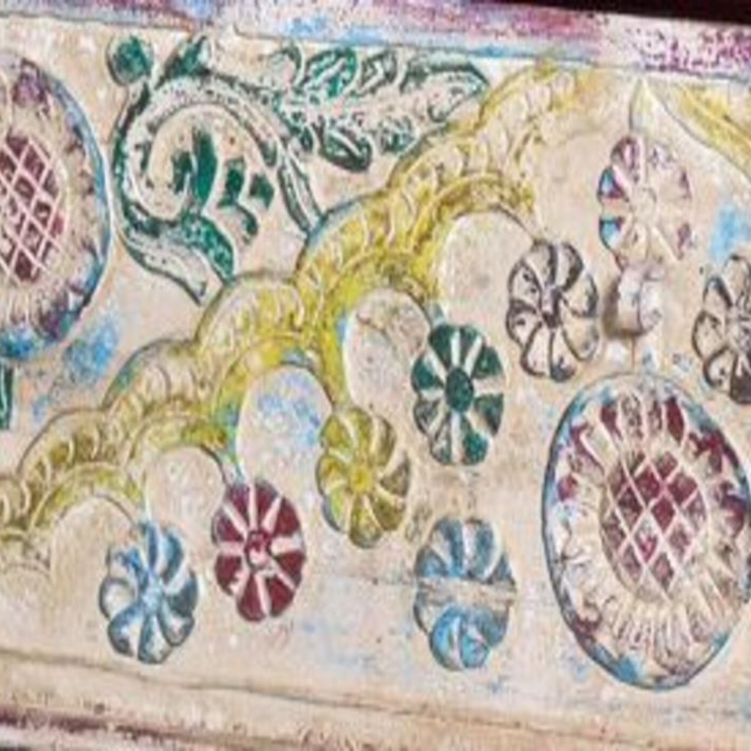 Arca Dinastía – Baúl en Madera de Mango Tallado (116 cm)