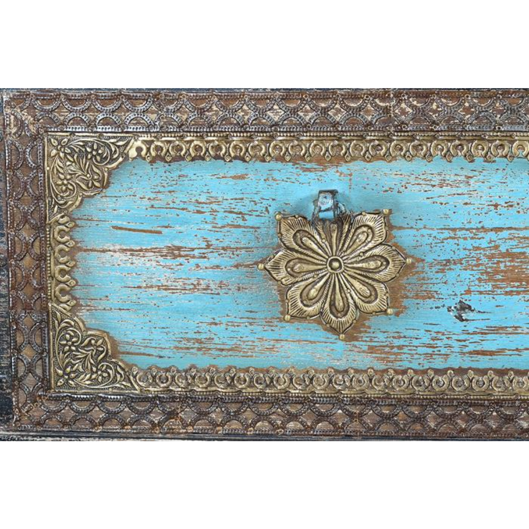 Arca Legado Compacto – Baúl de Mango y Bronce (80 cm)