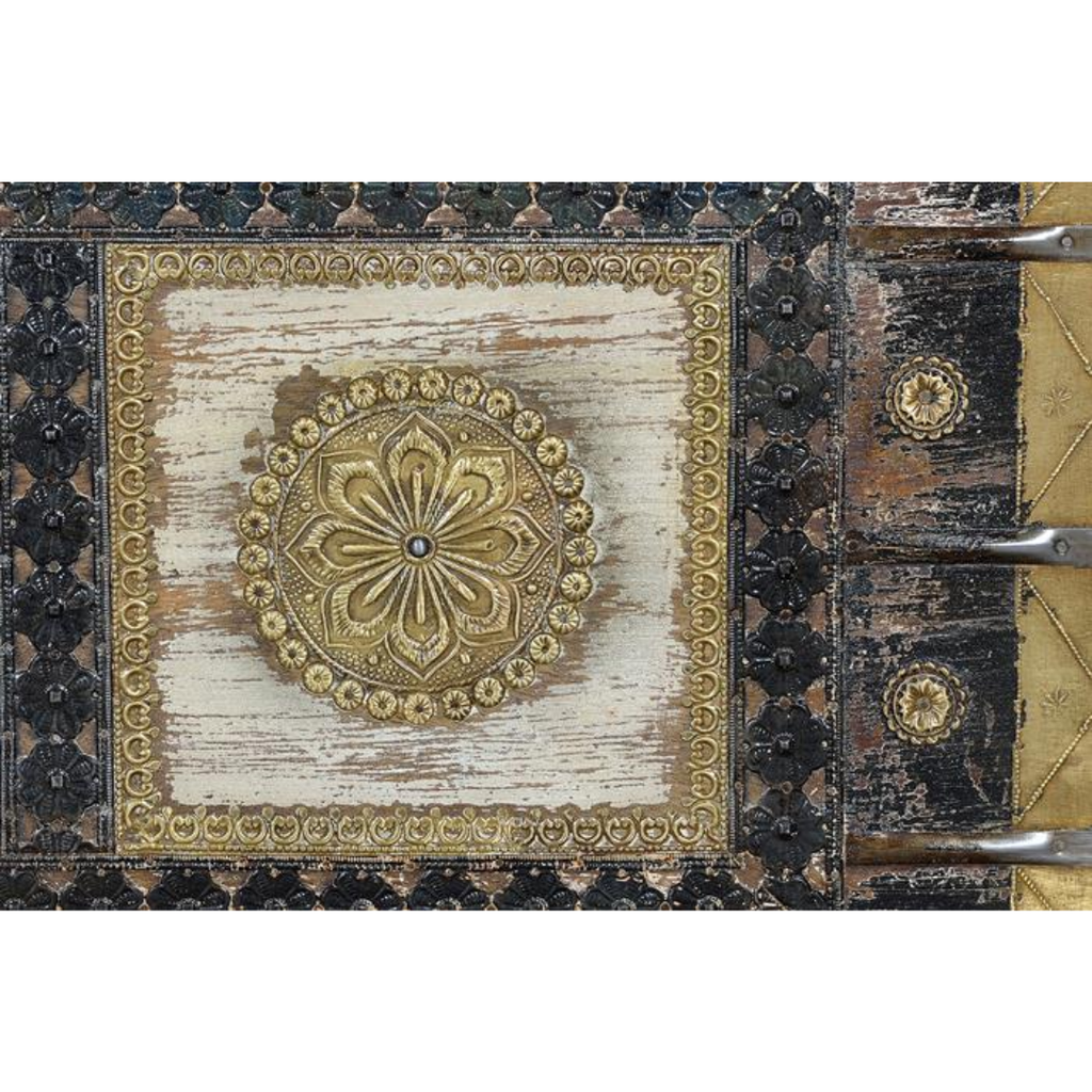 Arca Noche Imperial – Baúl Tallado Negro, Dorado y Nogal (116 cm)