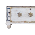 Arca Luz de Java – Baúl Étnico Blanco Envejecido (100 cm)
